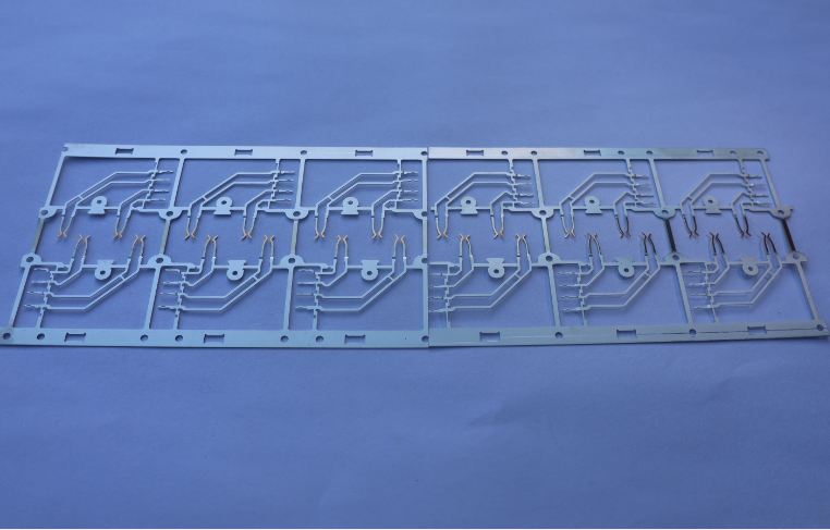 ���I(y��)3